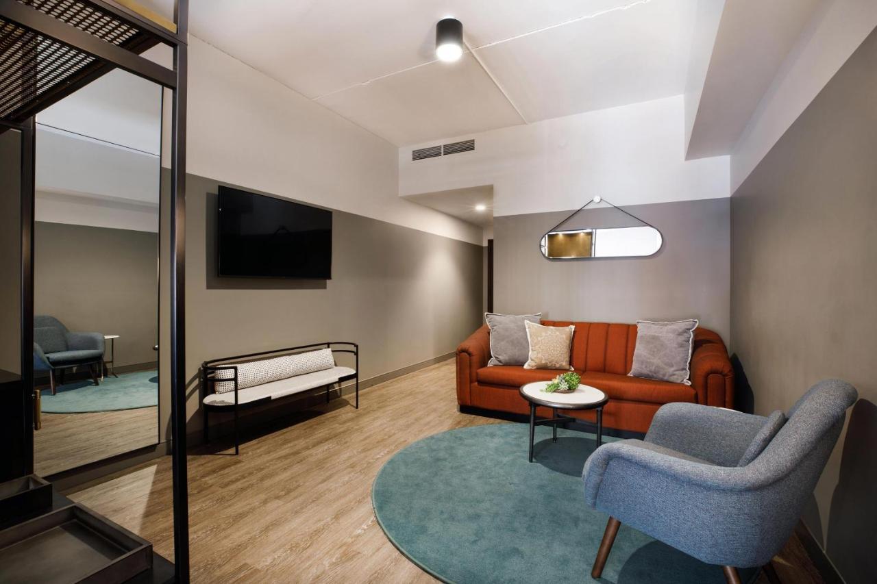 Cyrus Hotel, Topeka, A Tribute Portfolio Hotel Εξωτερικό φωτογραφία