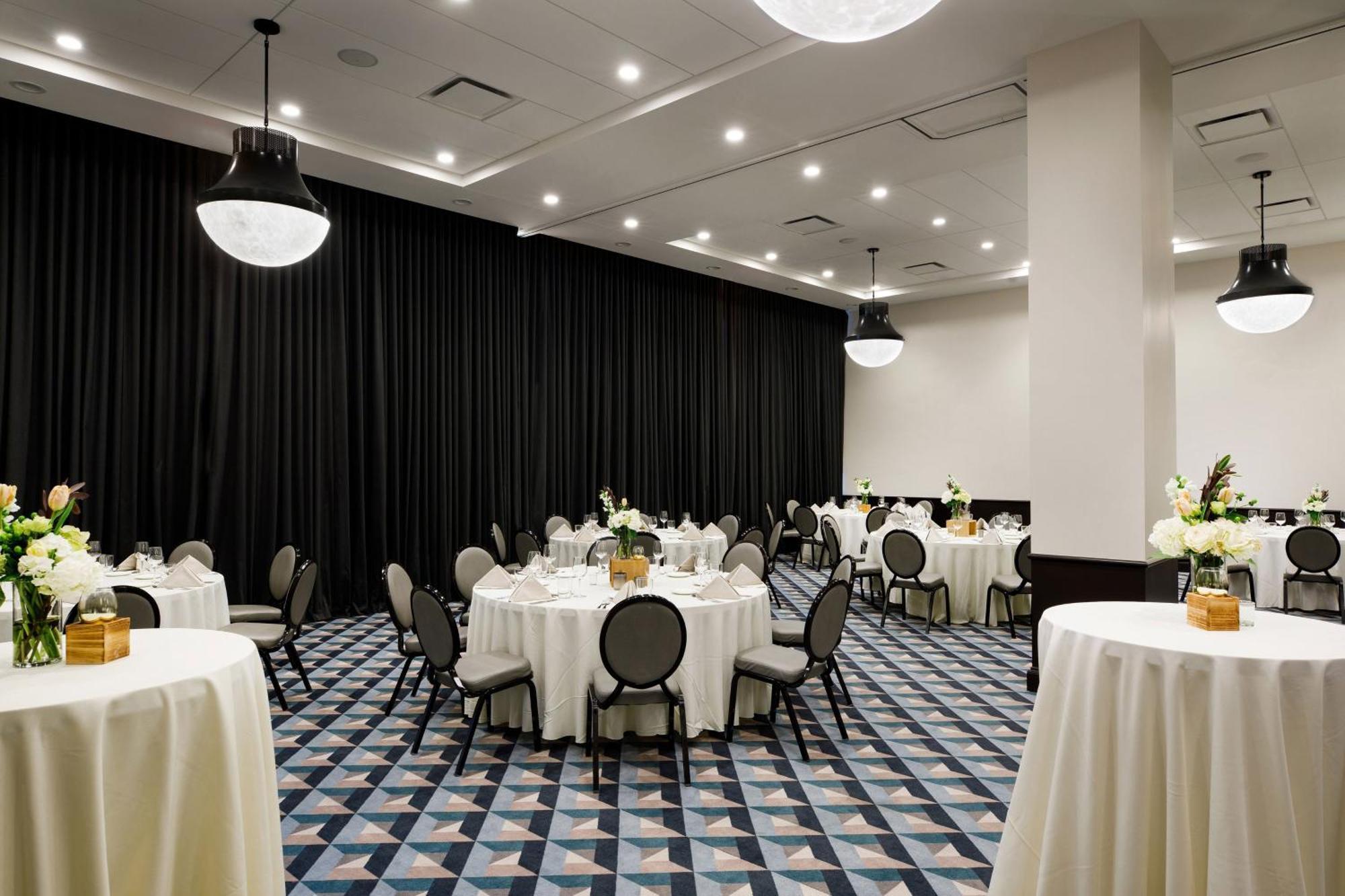 Cyrus Hotel, Topeka, A Tribute Portfolio Hotel Εξωτερικό φωτογραφία