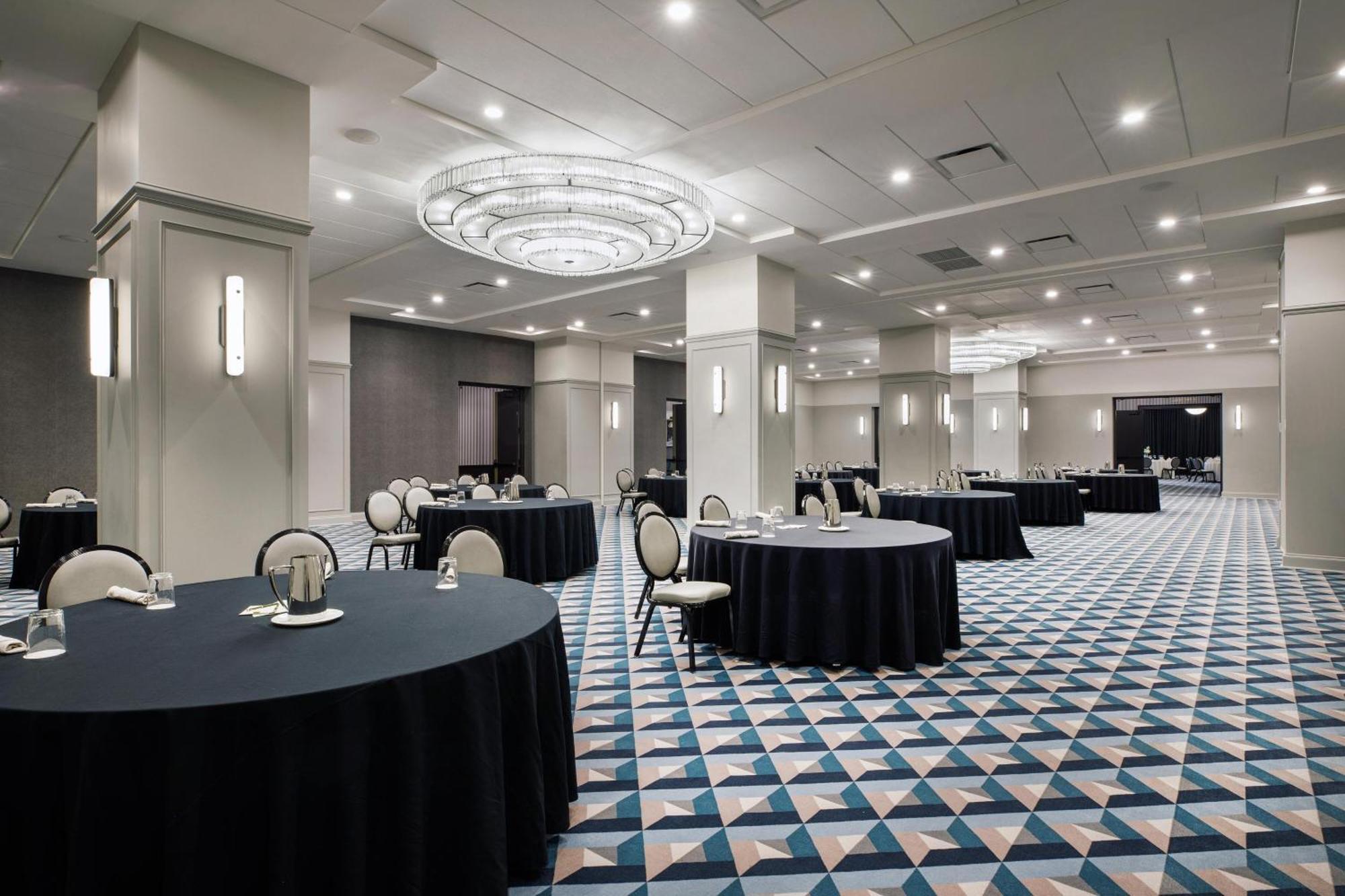 Cyrus Hotel, Topeka, A Tribute Portfolio Hotel Εξωτερικό φωτογραφία