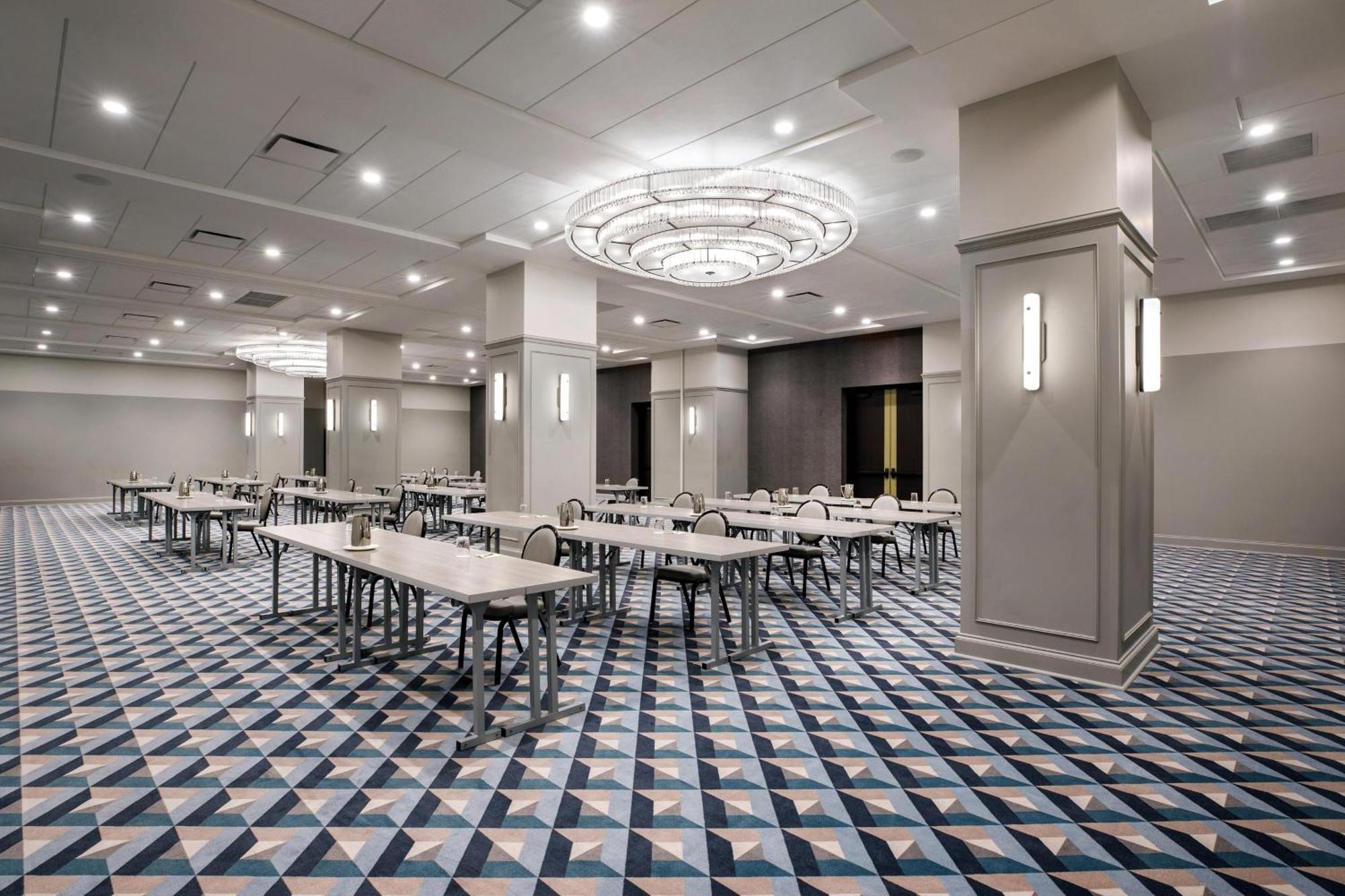 Cyrus Hotel, Topeka, A Tribute Portfolio Hotel Εξωτερικό φωτογραφία